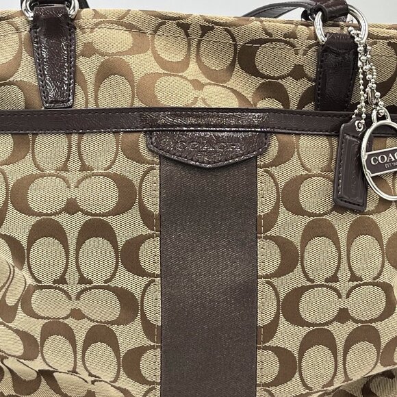 Authenticated Coach Signature Canvas Tote Patent Leather Trim Tan/Brown F28504 - Picture 2 of 15